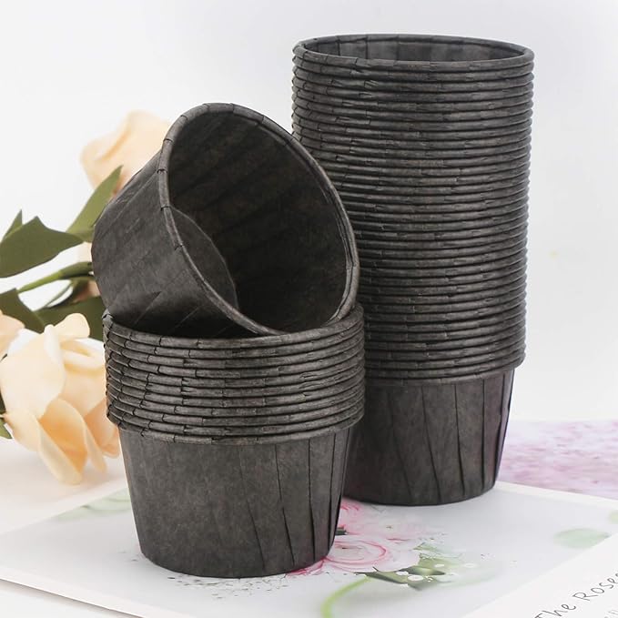 EUSOAR Baking Cups, 50pcs 3.5oz Cupcake Liners, Christmas Muffin Cupcake Liners, Cupcake Wrappers