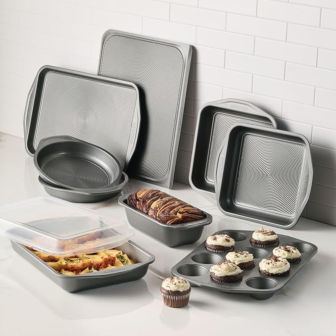 Circulon Total Nonstick Bakeware Set with Nonstick Bread Pan, Cookie Sheet, Baking Pan, Baking