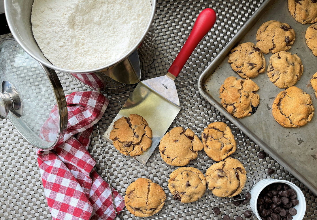Why Rum Cakes Are Perfect for Holiday Gatherings