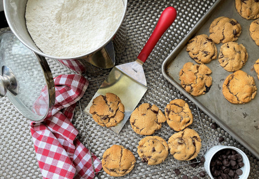 Why Rum Cakes Are Perfect for Holiday Gatherings