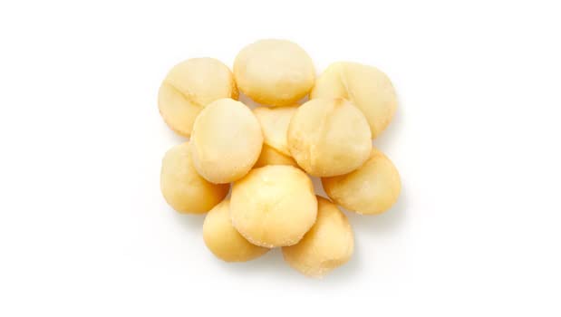 Yupik Macadamia Nuts, Whole Raw, 2.2 lb (35.2 oz), Gluten-Free, Kosher, Unsalted, Unroasted