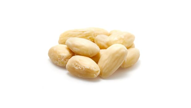 Yupik Whole Blanched California Almonds, 2.2 lb, Skinless, Unsalted, Gluten-Free, Kosher, Raw, Good