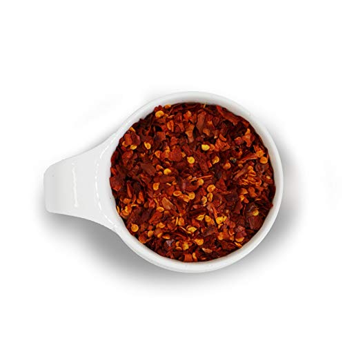 TUTTOCALABRIA Calabrian Crushed Chili Dry Pepper Flakes, Large Shaker, Product of Italy, 250 gm