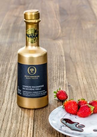 Gold Balsamic Vinegar of Modena by Oliviers & Co | Aged Balsamic Vinegars for Salad Dressing