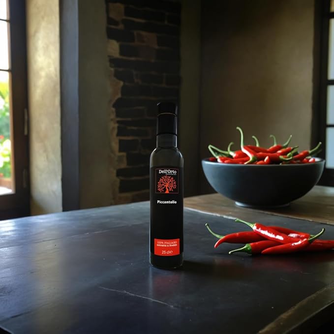Dell'Orto Piccantolio Chili Olive Oil Extra Virgin (250ml) | Hot Peppers, Cold Pressed Spicy Olive