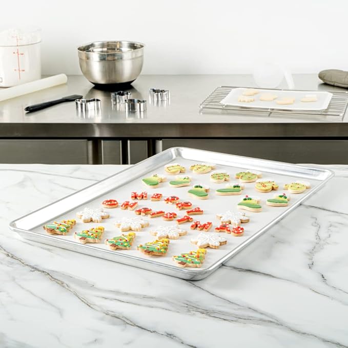 Restaurantware Pastry Tek 16 x 24 Inch Parchment Paper Sheets 1000 Greaseproof Baking Sheets For
