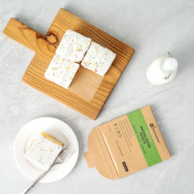 Restaurantware Pastry Tek 5 x 5 Inch Parchment Paper Sheets 200 Greaseproof Baking Sheets For Oven