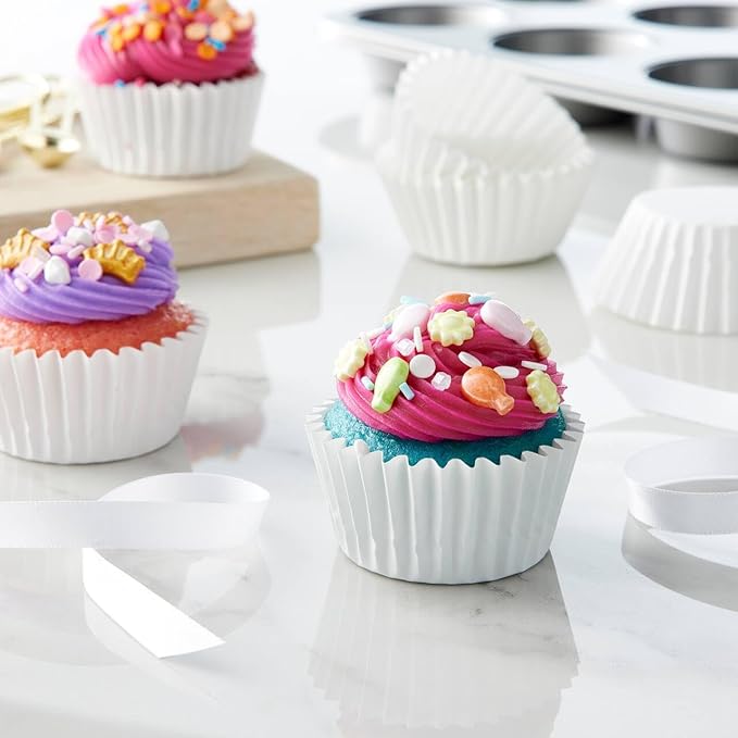 Caperci Heavy Duty Standard White Cupcake Liners 150 Counts - Grease-Resistant Paper Muffin Baking