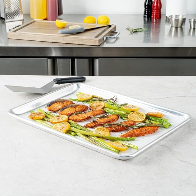 Restaurantware Pastry Tek 12 x 16 Inch Parchment Paper Sheets 200 Greaseproof Baking Sheets For