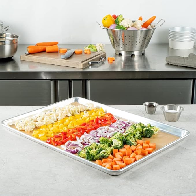 Restaurantware Pastry Tek 16 x 24 Inch Parchment Paper Sheets 200 Greaseproof Baking Sheets For