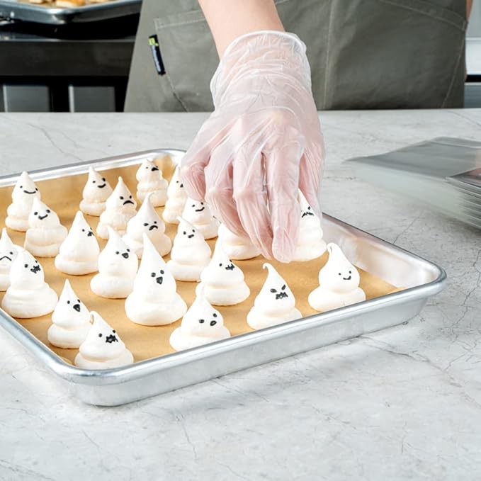 Restaurantware Pastry Tek 9 x 12 Inch Parchment Paper Sheets 200 Greaseproof Baking Sheets For Oven