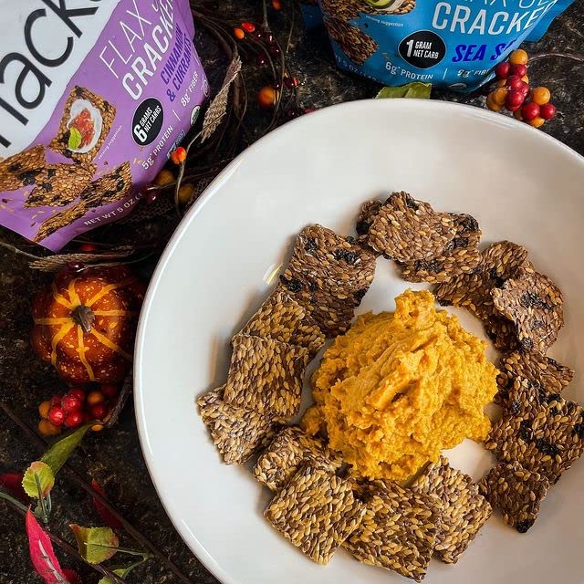 Flackers Organic Flax Seed Crackers Cinnamon & Currants, 5 Ounce 4-Pack, Gluten Free, Non GMO