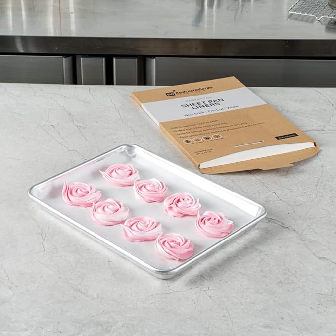 Restaurantware Pastry Tek 9 x 12 Inch Parchment Paper Sheets 200 Greaseproof Baking Sheets For Oven