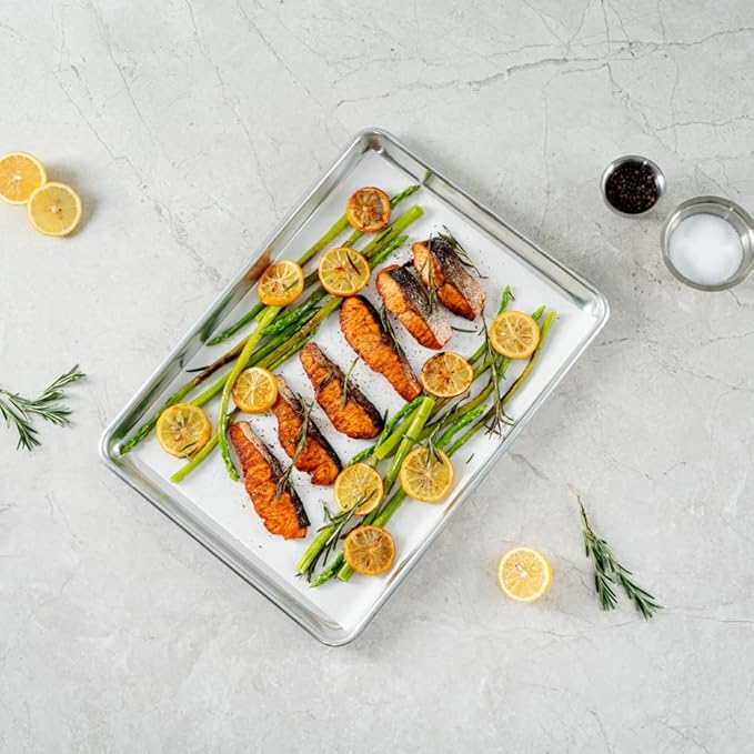 Restaurantware Pastry Tek 12 x 16 Inch Parchment Paper Sheets 200 Greaseproof Baking Sheets For