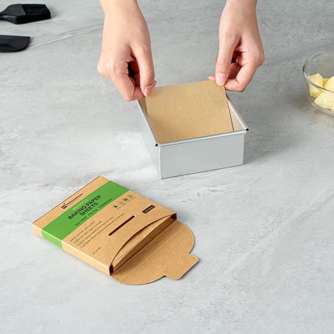 Restaurantware Pastry Tek 4 x 4 Inch Parchment Paper Sheets 200 Greaseproof Baking Sheets For Oven