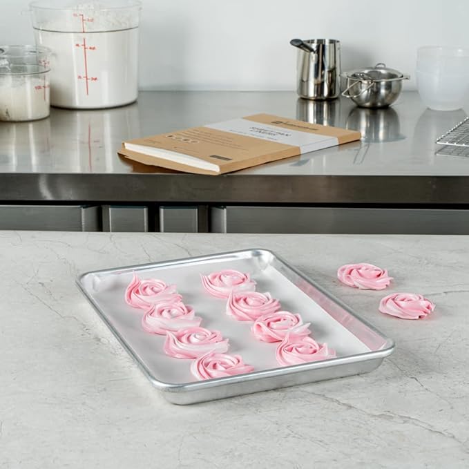 Restaurantware Pastry Tek 9 x 12 Inch Parchment Paper Sheets 200 Greaseproof Baking Sheets For Oven