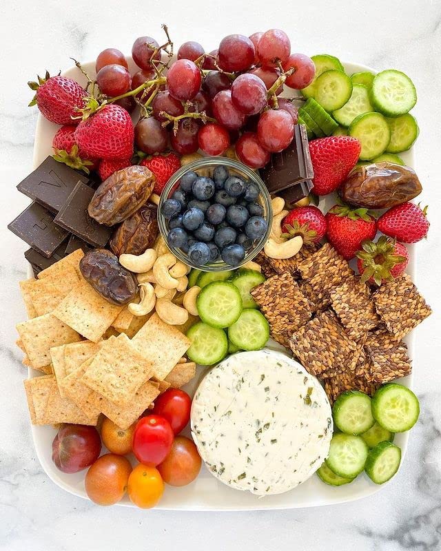 Flackers Organic Flax Seed Crackers Cinnamon & Currants, 5 Ounce 6-Pack, Gluten Free, Non GMO