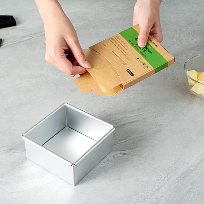 Restaurantware Pastry Tek 4 x 4 Inch Parchment Paper Sheets 200 Greaseproof Baking Sheets For Oven