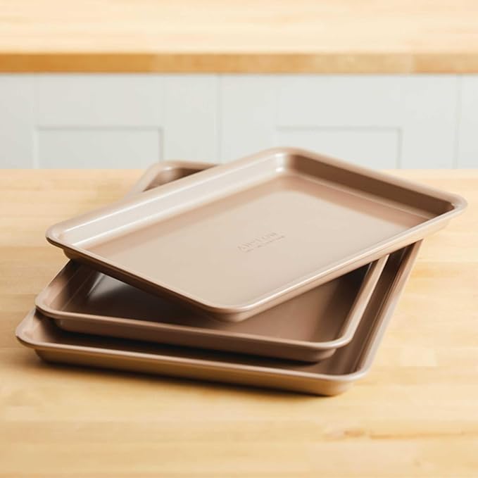 Anolon Gourmet Nonstick Bakeware Set with Nonstick Cookie Sheets / Baking Sheets - 3 Piece, Bronze