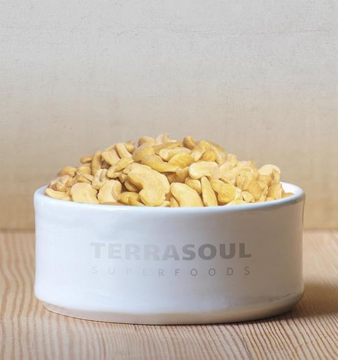 Terrasoul Superfoods Organic Raw Cashews (Mylk Grade), 2 Lbs, Premium Quality for Snacking