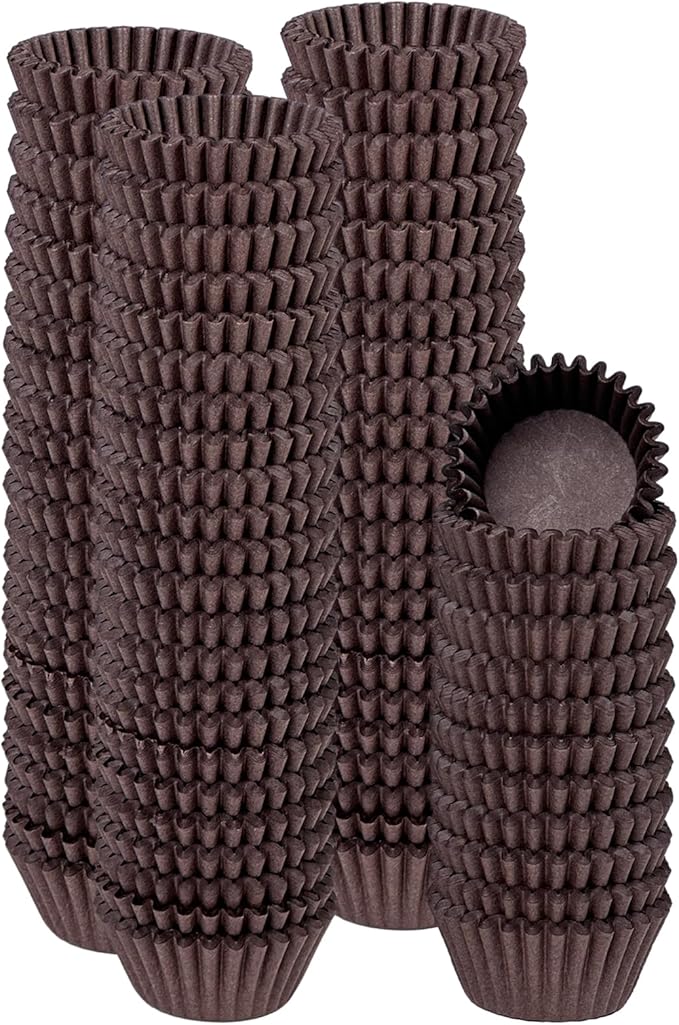 qiqee 600 Count Mini Cupcake Liners Coffee Muffin Liners Food Grade Baking Cups Paper No