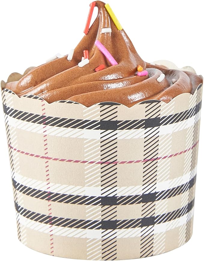 Panificio 6 Ounce Cupcake Wrappers, 200 Scalloped Baking Cups - Oven-Ready, Greaseproof, Plaid
