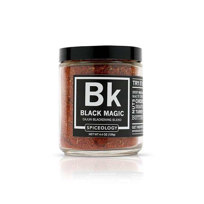 Spiceology - BBQ Rubs Gift Set - 8-Pack of Large Spice Blend and Seasoning Jars - Steak, Chicken
