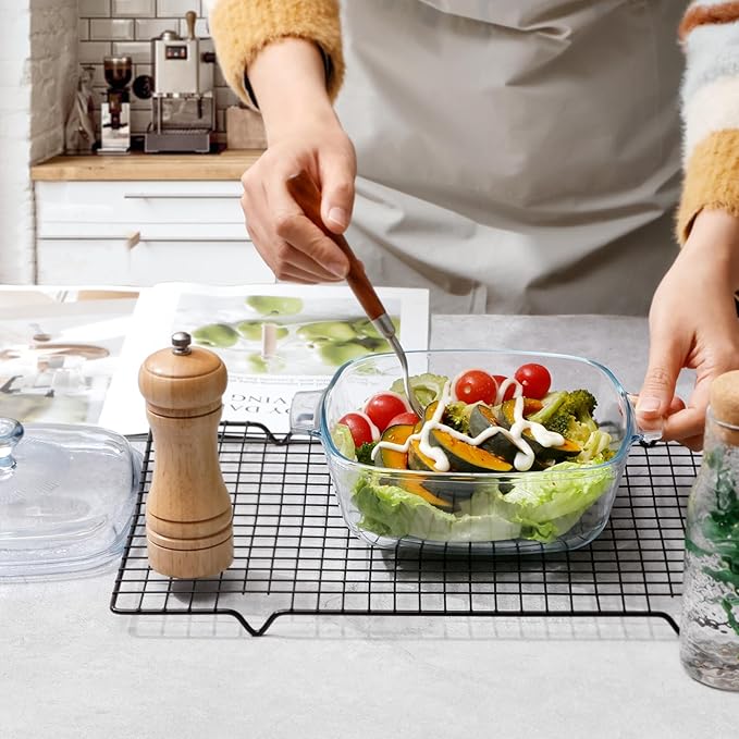 NUTRIUPS Small Glass Casserole Dish with Lid Oven Safe Square Casserole Dish 6.8 Inches Microwave