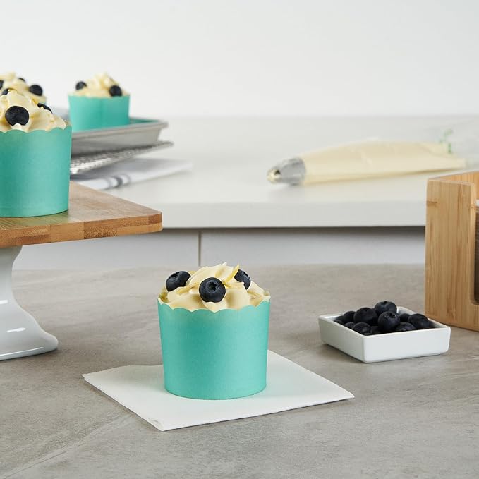 Panificio 6 Ounce Cupcake Wrappers, 200 Scalloped Baking Cups - Oven-Ready, Greaseproof, Turquoise
