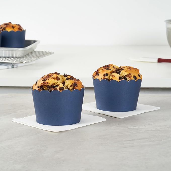 Panificio 10 Ounce Cupcake Wrappers, 200 Scalloped Baking Cups - Oven-Ready, Greaseproof, Midnight
