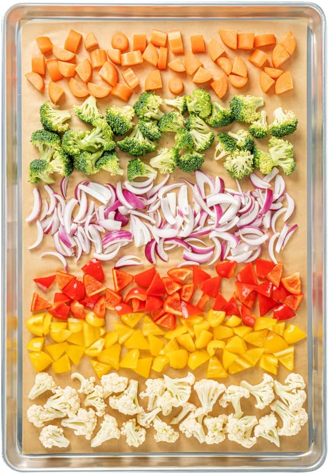 Restaurantware Pastry Tek 16 x 24 Inch Parchment Paper Sheets 200 Greaseproof Baking Sheets For Oven - Pre-Cut Double-Sided Silicone Coating Unbleached Paper Nonstick Baking Sheets Full-Size
