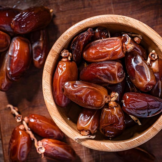 Pitted Dates 2lbs pack of Deglet Noor Dates Pitted, Bulk, Delicious and Nutritious Deglet Date