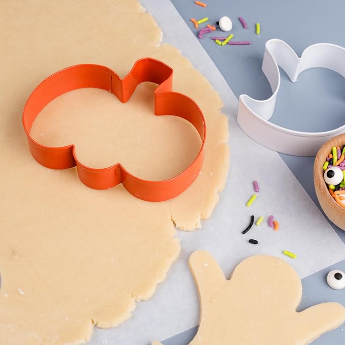 Sweets Indeed Halloween Cookie Cutters with Sprinkle Mix & Candy Eyeballs ??2 oz Sprinkles + 3