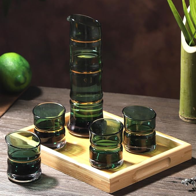 DUJUST Japanese Sake Set for 4, Bamboo Design in Golden Trim, 1 Sake Bottle, 1 Wooden Sake Tray