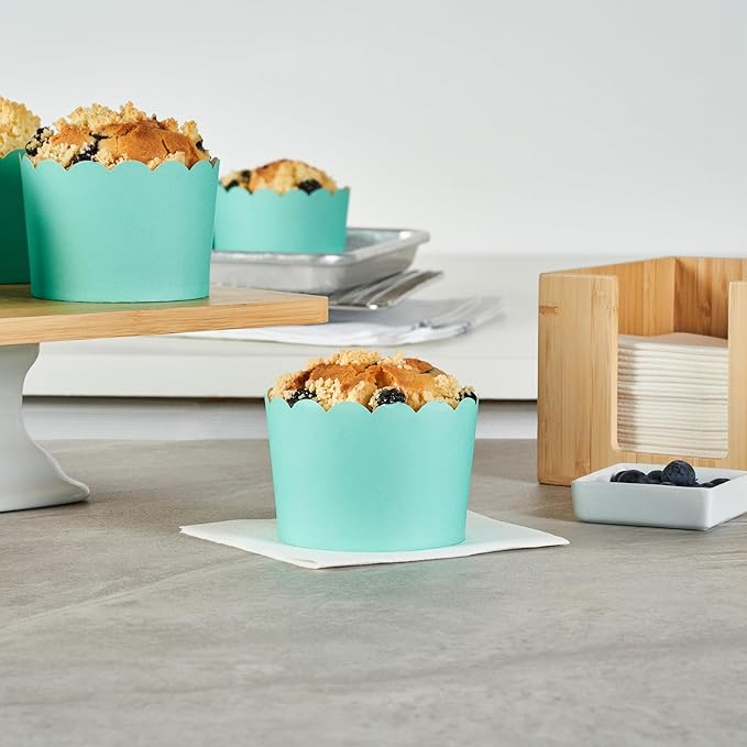 Panificio 10 Ounce Cupcake Wrappers, 200 Scalloped Baking Cups - Oven-Ready, Greaseproof, Turquoise