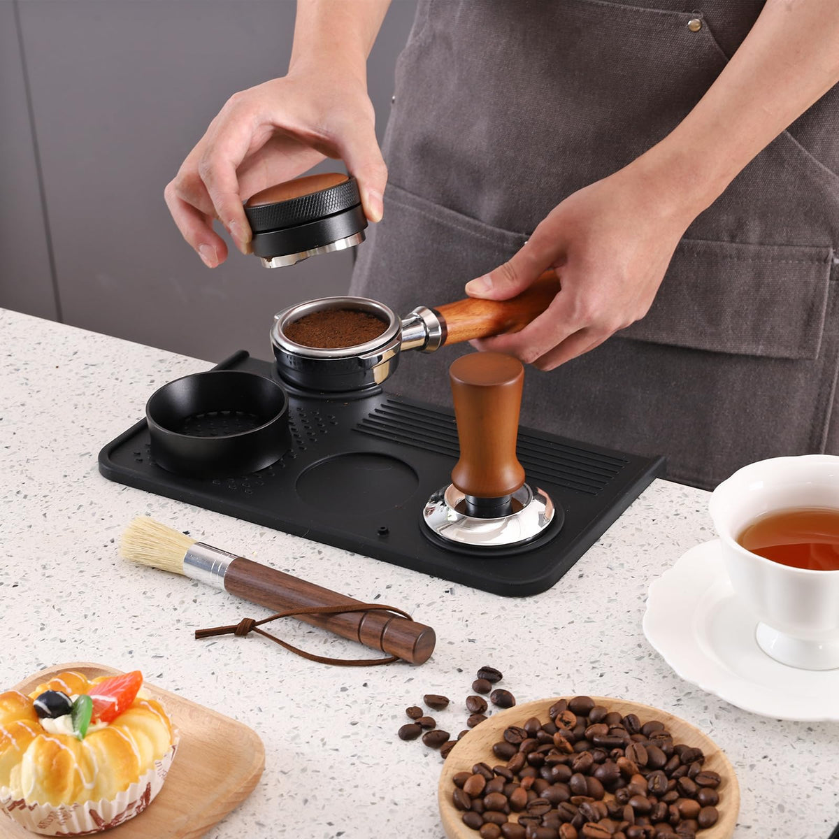 Espresso Tamping Mat and Coffee Brush Set, Food Grade Silicone Coffee Tamper Mat, Portafilter Mat