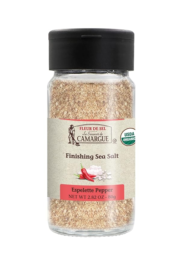 Le Saunier de Camargue Fleur de Sel with Espelette Chili – French Sea Salt Finishing Salt with Mild
