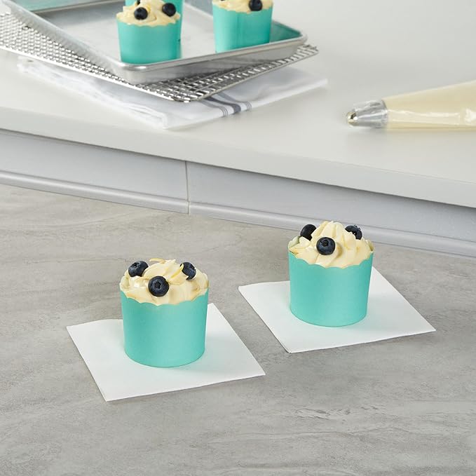 Panificio 6 Ounce Cupcake Wrappers, 200 Scalloped Baking Cups - Oven-Ready, Greaseproof, Turquoise