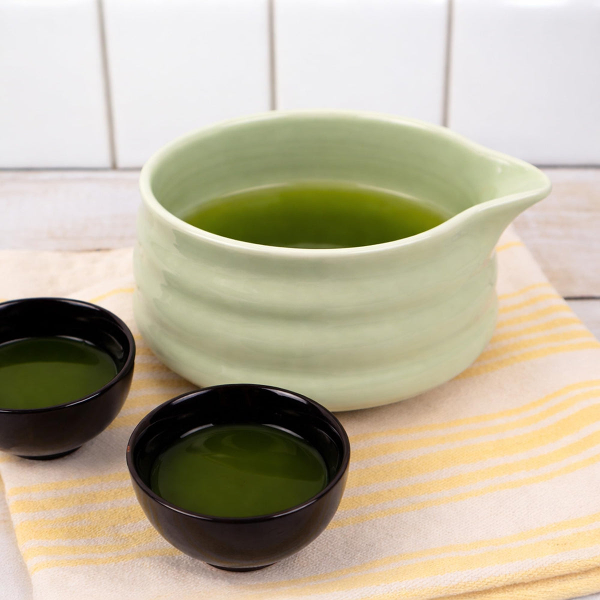 BlendWell Ceramic Matcha Bowl with Spout, Green Chawan Mixing Bowl for Whisking and Pouring Matcha