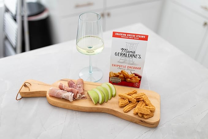 Mama Geraldine's Chipotle Cheese Straws - 4.5 oz Box (4 Pack) - Spicy & Savory Baked Cheese Snacks