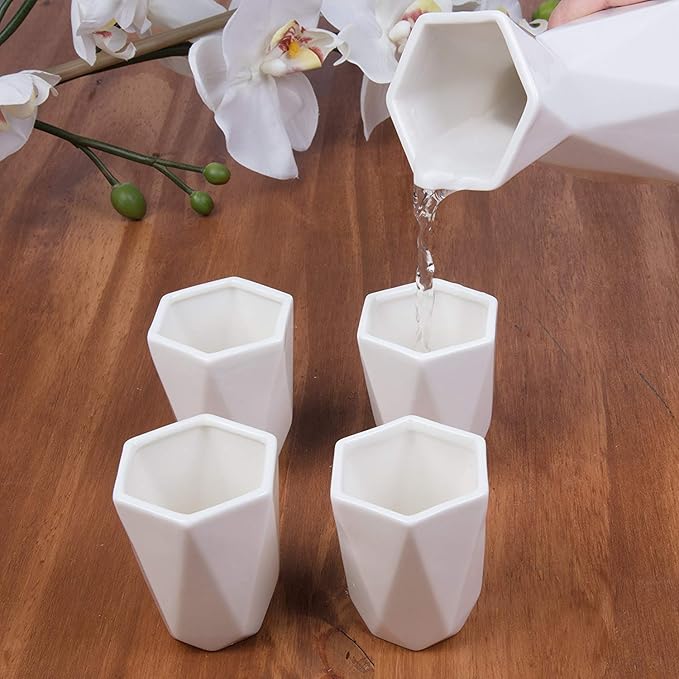 D'Eco 5 Piece Traditional Porcelain Japanese Sake Set, White - 1 Tokkuri Bottle (18 oz) and 4 Ochko