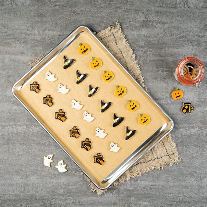 Restaurantware Pastry Tek 12 x 16 Inch Parchment Paper Sheets 200 Greaseproof Baking Sheets For