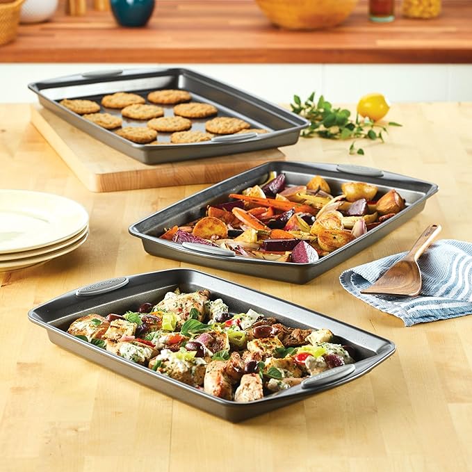 Rachael Ray Nonstick Bakeware Set with Grips, Nonstick Cookie Sheets / Baking Sheets - 3 Piece