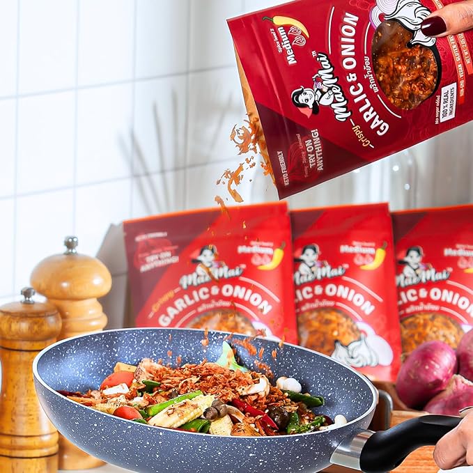MaeMai Medium Spice (SPICY) - Crispy Onions & Garlic Flakes - Crunchy All-Purpose Seasoning, Keto
