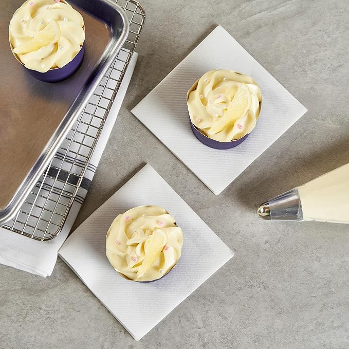 Panificio 6 Ounce Cupcake Wrappers, 200 Scalloped Baking Cups - Oven-Ready, Greaseproof, Purple