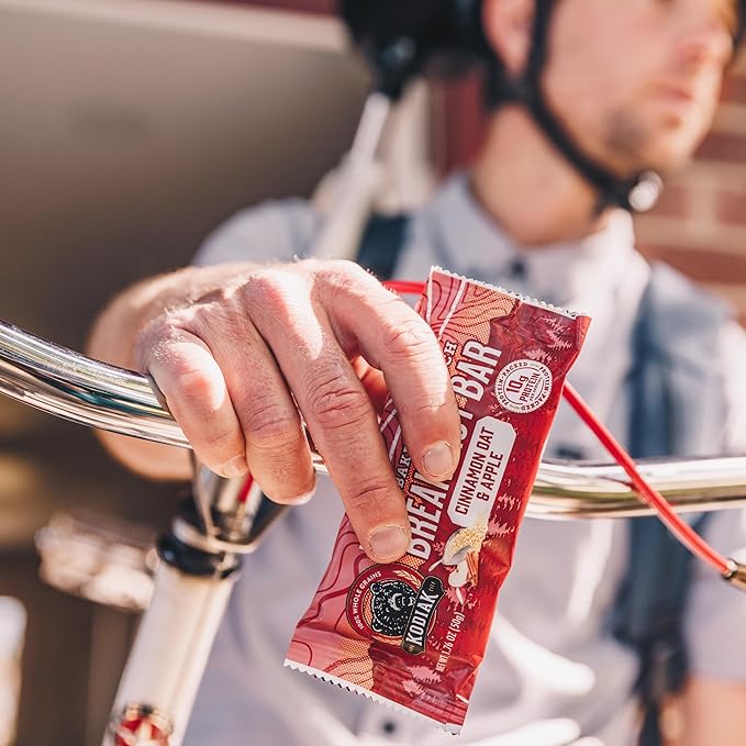 Kodiak Cakes Soft Baked Sandwich Breakfast Bar, Cinnamon Oat & Apple, High Protein, 100% Whole