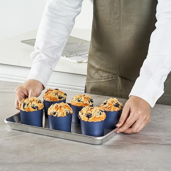 Panificio 6 Ounce Cupcake Wrappers, 200 Scalloped Baking Cups - Oven-Ready, Greaseproof, Midnight
