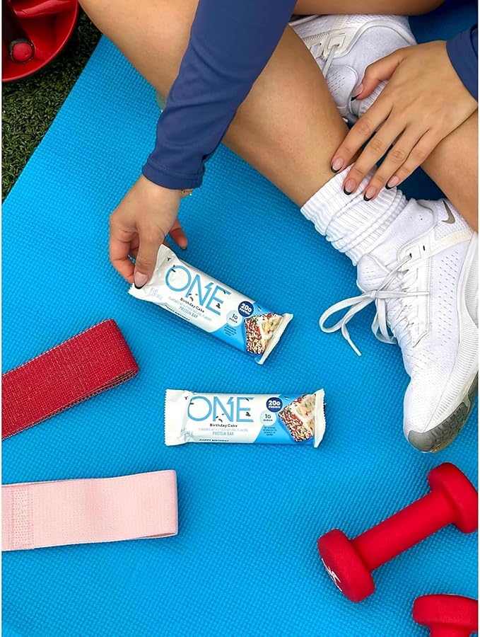 ONE Protein Bars, Birthday Cake, Gluten Free with 20g Protein and 1g Sugar, Pantry Staples, 2.12 oz