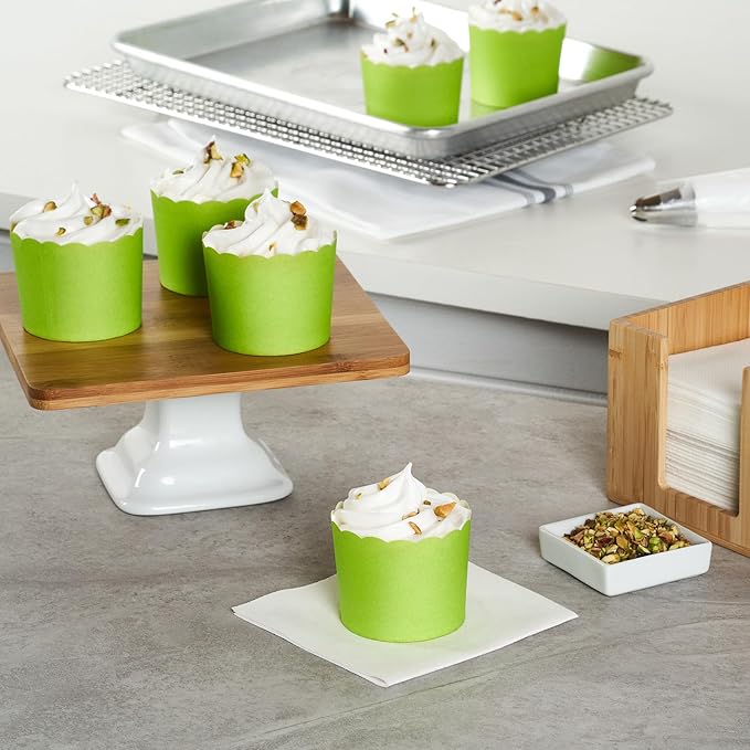 Panificio 6 Ounce Cupcake Wrappers, 200 Scalloped Baking Cups - Oven-Ready, Greaseproof, Green
