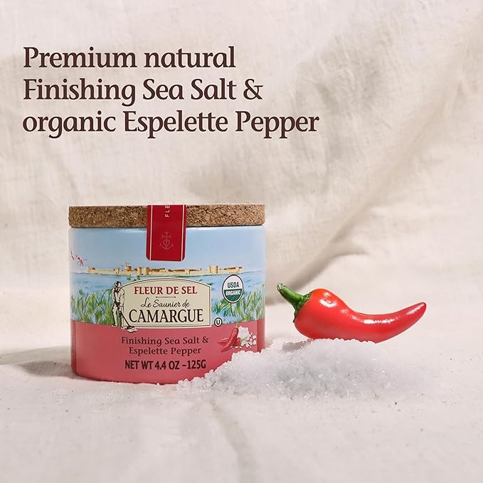Le Saunier de Camargue Fleur de Sel with Espelette Chili – French Sea Salt Finishing Salt with Mild